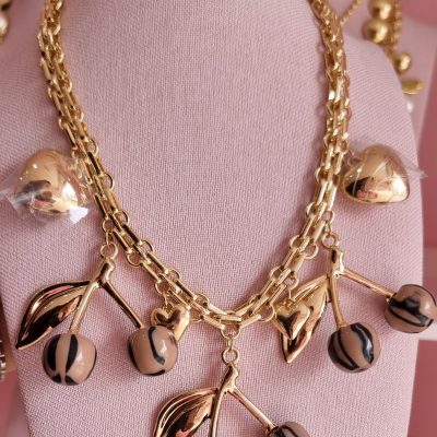 Collar chunky cherry